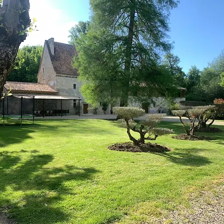 Grand 23 Couchages *